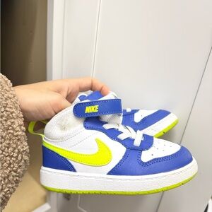 Nike boys high tops size 7.5